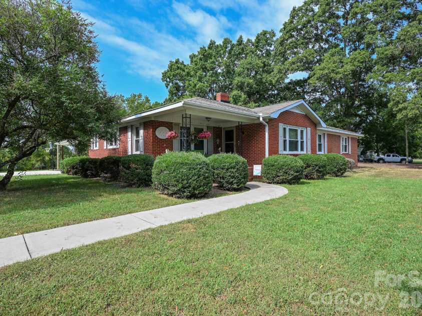 6920 Indian Trail Fairview Road, Indian Trail, NC 28079.  MLS# CAR4425375, YatesRealty ID 51325. 