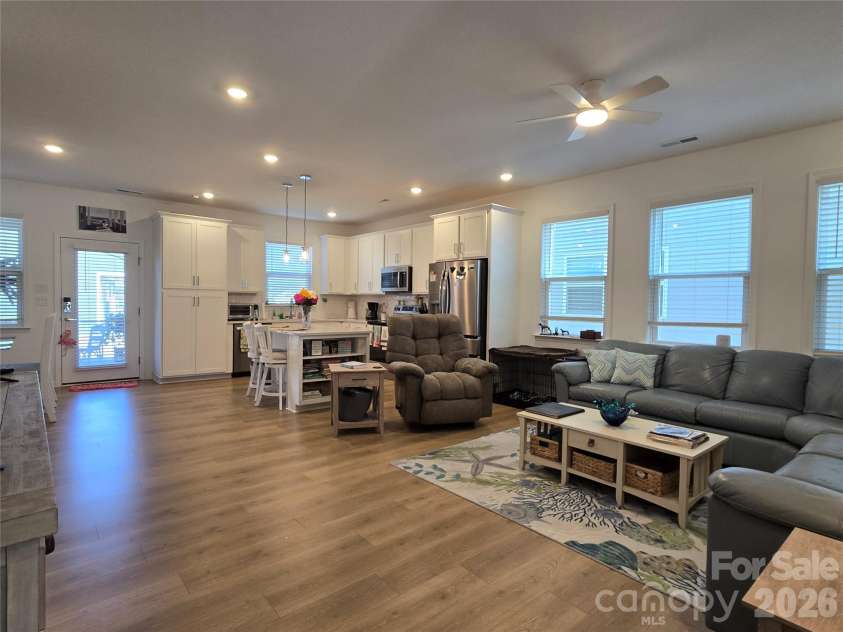 324 Sunharvest Lane, Indian Trail, NC 28079.  MLS# CAR4425620, YatesRealty ID 51326. 