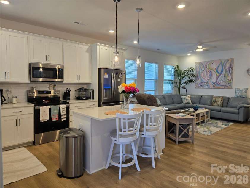 324 Sunharvest Lane, Indian Trail, NC 28079.  MLS# CAR4425620, YatesRealty ID 51326. 