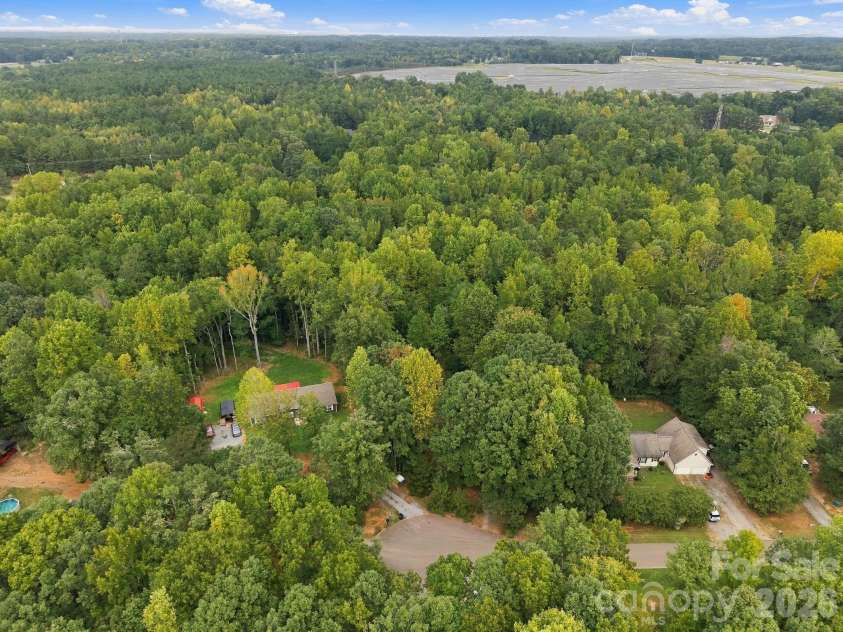 5209 Timber Creek Court, Kings Mountain, NC 28086.  MLS# CAR4425357, YatesRealty ID 51327. 