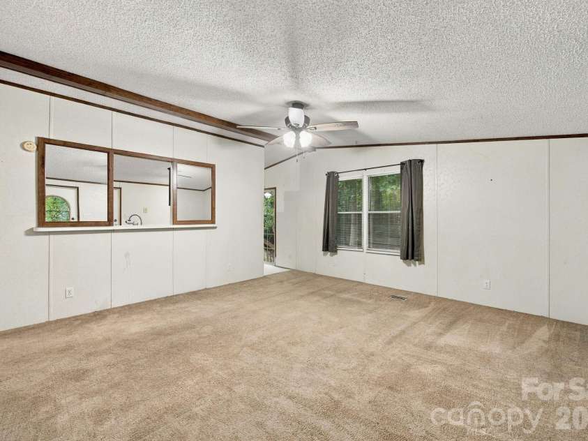 5209 Timber Creek Court, Kings Mountain, NC 28086.  MLS# CAR4425357, YatesRealty ID 51327. 