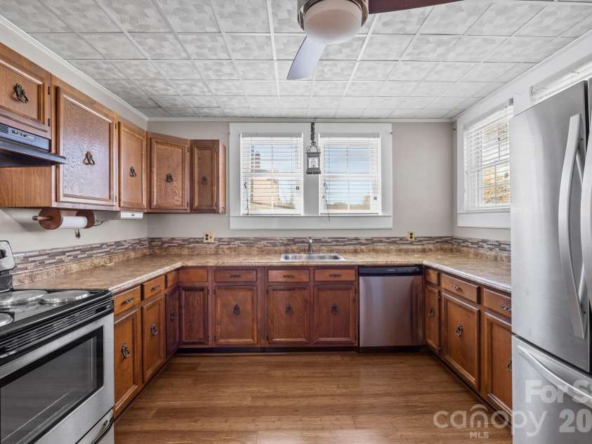 414 Spencer Avenue, Spencer, NC 28159.  MLS# CAR4359494, YatesRealty ID 5133. 