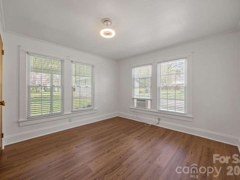 414 Spencer Avenue, Spencer, NC 28159.  MLS# CAR4359494, YatesRealty ID 5133. 