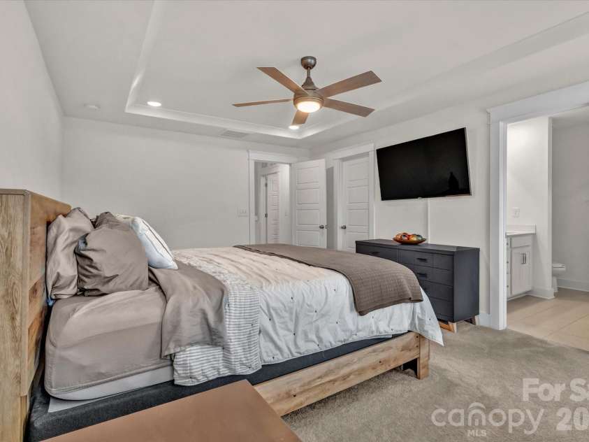 2149 Bexar Trail, Matthews, NC 28105.  MLS# CAR4424483, YatesRealty ID 51330. 