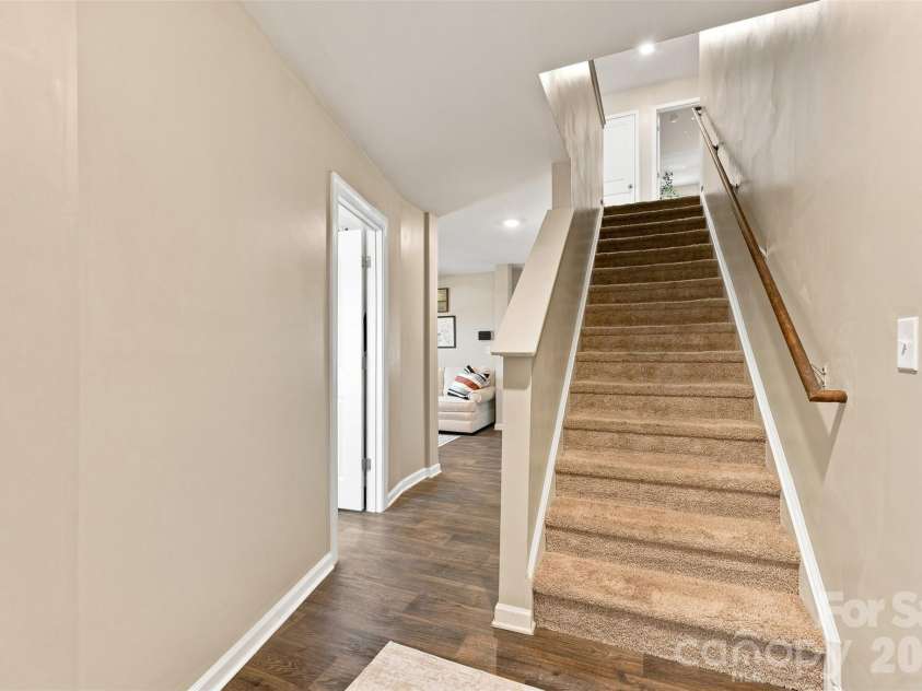3103 Winesap Drive, Dallas, NC 28034.  MLS# CAR4425625, YatesRealty ID 51332. 