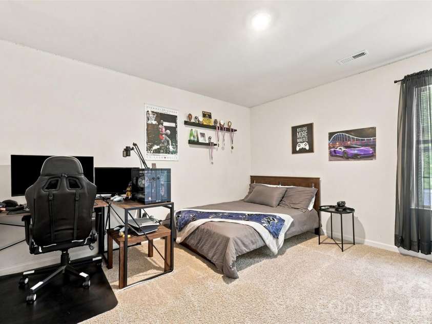 3103 Winesap Drive, Dallas, NC 28034.  MLS# CAR4425625, YatesRealty ID 51332. Bedroom 3