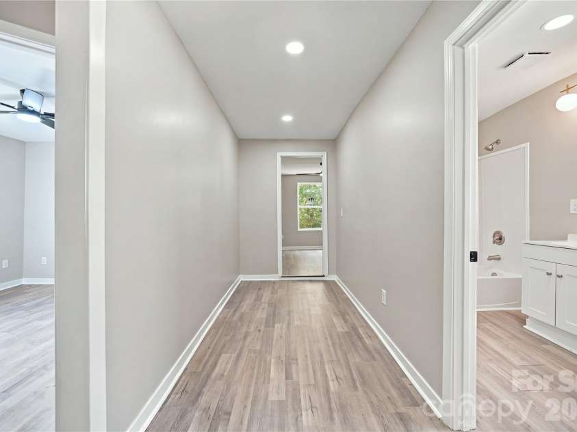 335 Baker Street, Rock Hill, SC 29730.  MLS# CAR4425717, YatesRealty ID 51334. 