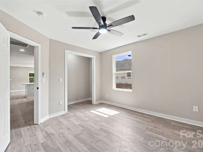 335 Baker Street, Rock Hill, SC 29730.  MLS# CAR4425717, YatesRealty ID 51334. 