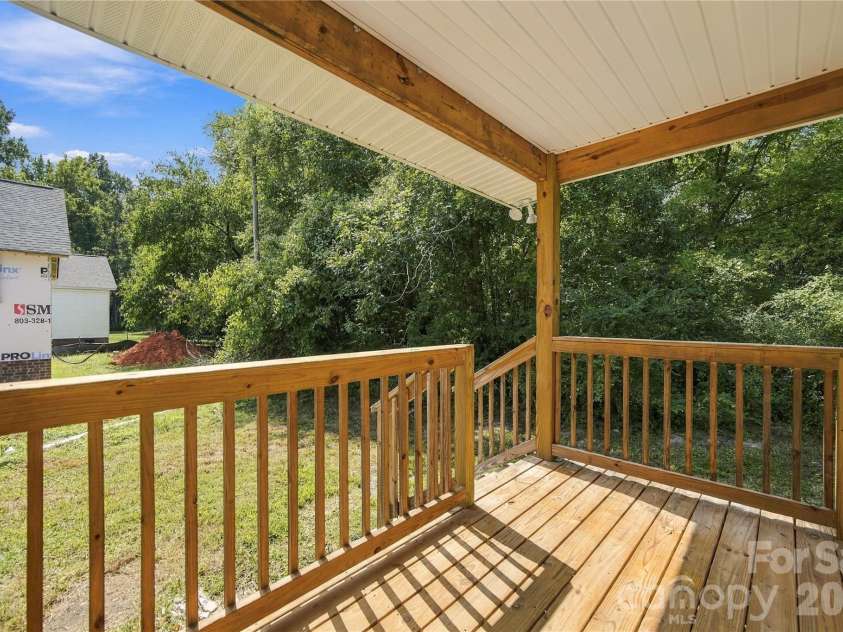 335 Baker Street, Rock Hill, SC 29730.  MLS# CAR4425717, YatesRealty ID 51334. 