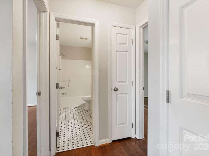 227 Coley Farm Road, Fuquay-Varina, NC 27526.  MLS# CAR4223109, YatesRealty ID 5134. 