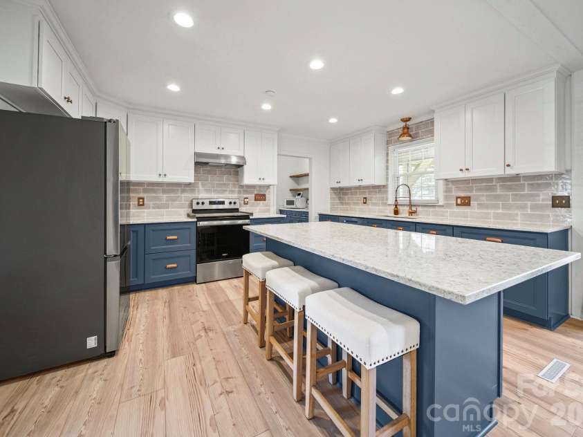 4410 Coddle Creek Drive, Concord, NC 28027.  MLS# CAR4422400, YatesRealty ID 51340. 