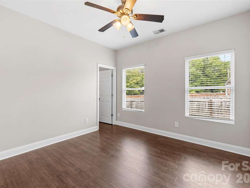 2573 Hemphill Street, Charlotte, NC 28208.  MLS# CAR4425582, YatesRealty ID 51343. 