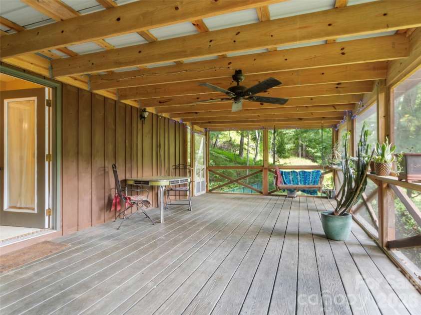 435 Three Quarter Creek Road, Burnsville, NC 28714.  MLS# CAR4425746, YatesRealty ID 51345. 