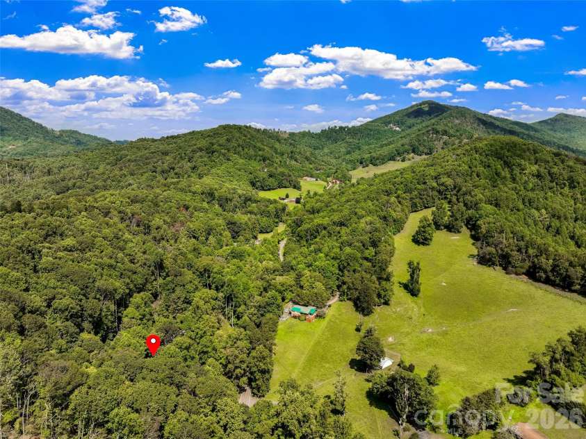 435 Three Quarter Creek Road, Burnsville, NC 28714.  MLS# CAR4425746, YatesRealty ID 51345. 