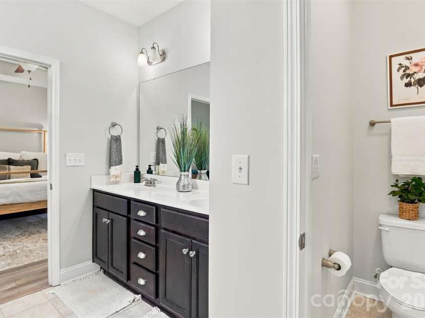 628 Heron View Drive, York, SC 29745.  MLS# CAR4420667, YatesRealty ID 51349. 