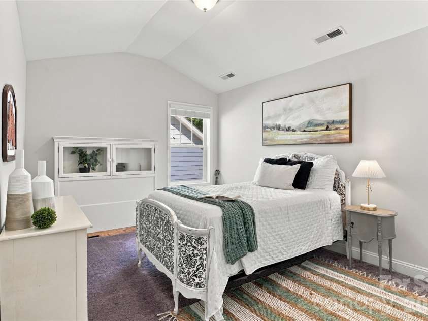628 Heron View Drive, York, SC 29745.  MLS# CAR4420667, YatesRealty ID 51349. 