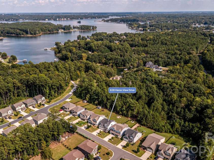 628 Heron View Drive, York, SC 29745.  MLS# CAR4420667, YatesRealty ID 51349. 