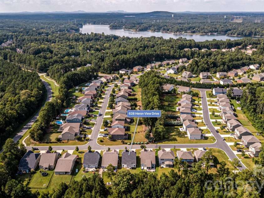 628 Heron View Drive, York, SC 29745.  MLS# CAR4420667, YatesRealty ID 51349. 