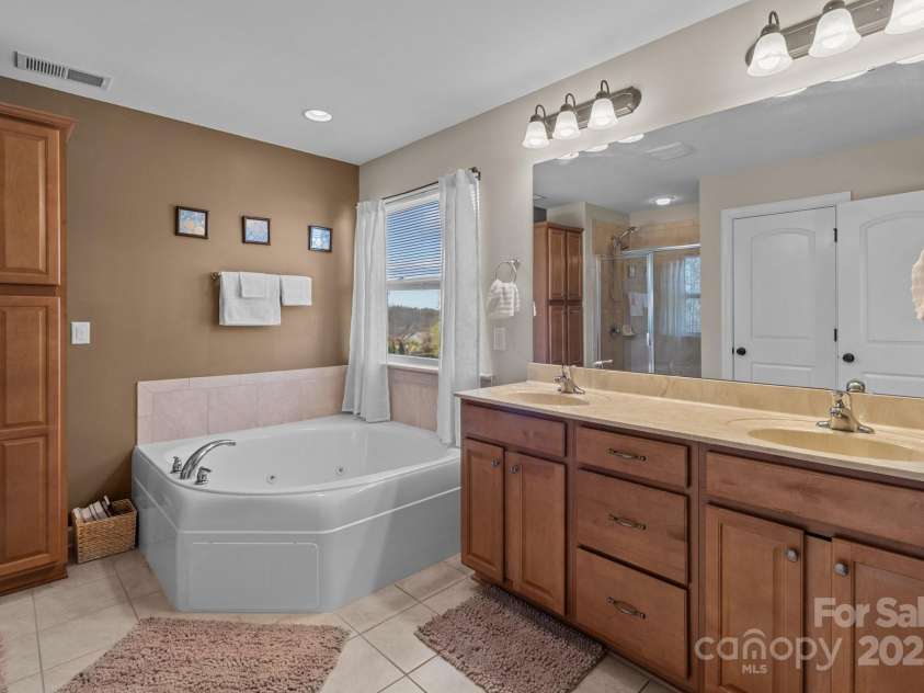 3181 Helmsley Court, Concord, NC 28027.  MLS# CAR4332309, YatesRealty ID 5135. 