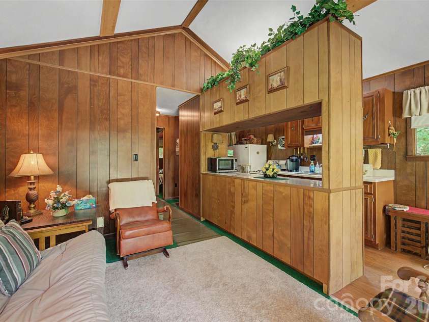 255 Bailey Avenue, Bryson City, NC 28713.  MLS# CAR4425736, YatesRealty ID 51351. 