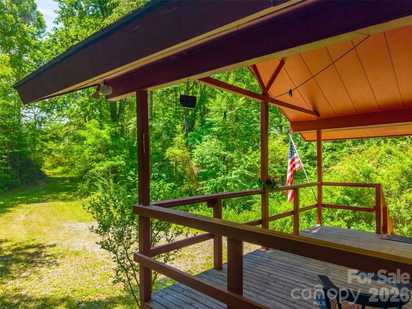 255 Bailey Avenue, Bryson City, NC 28713.  MLS# CAR4425736, YatesRealty ID 51351. 