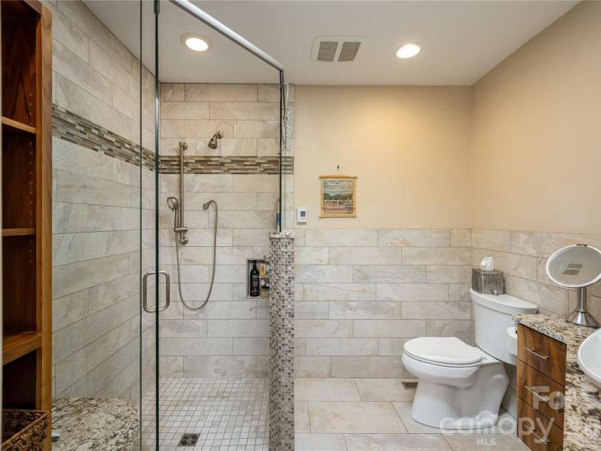 906 Indian Hill Road, Hendersonville, NC 28792.  MLS# CAR4425706, YatesRealty ID 51354. 