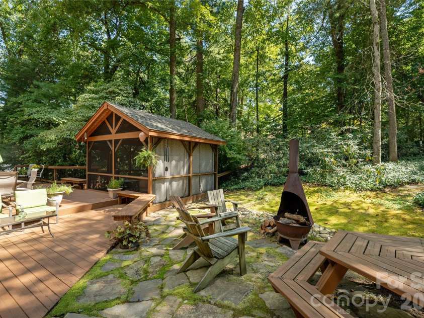 906 Indian Hill Road, Hendersonville, NC 28792.  MLS# CAR4425706, YatesRealty ID 51354. 