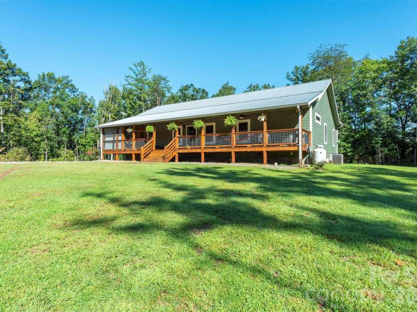 335 James View Road, Marion, NC 28752.  MLS# CAR4425169, YatesRealty ID 51355. 