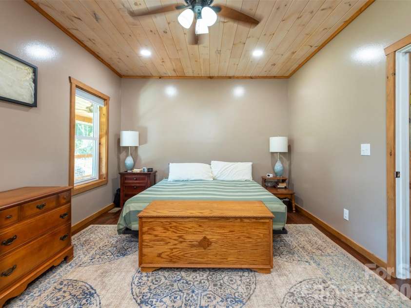 335 James View Road, Marion, NC 28752.  MLS# CAR4425169, YatesRealty ID 51355. 