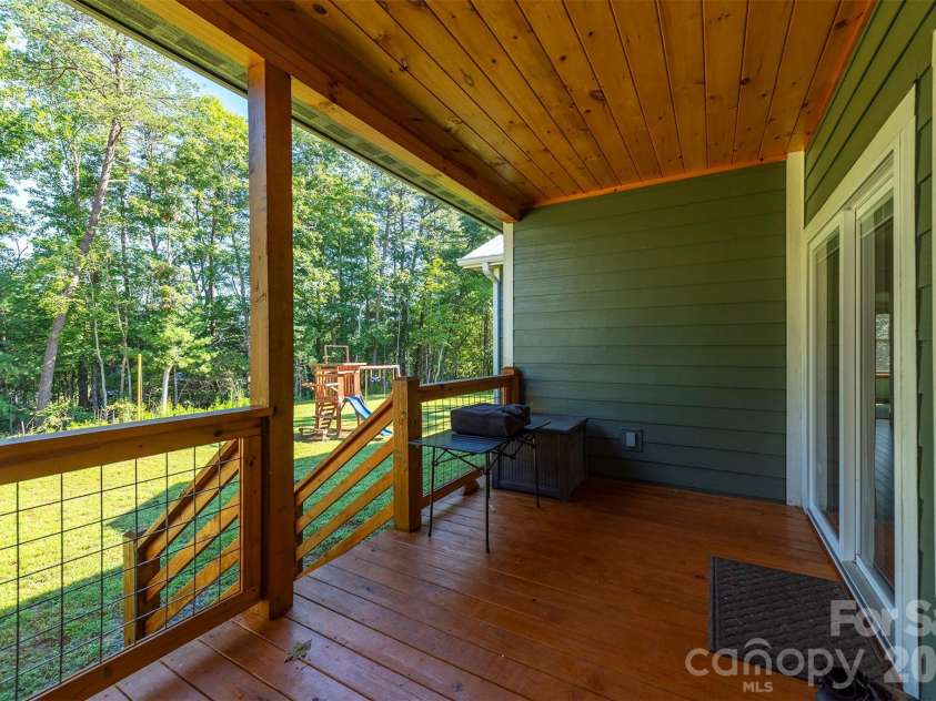 335 James View Road, Marion, NC 28752.  MLS# CAR4425169, YatesRealty ID 51355. 