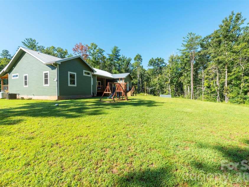 335 James View Road, Marion, NC 28752.  MLS# CAR4425169, YatesRealty ID 51355. 