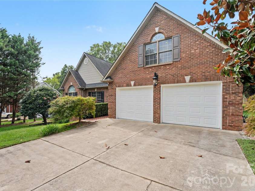 1085 Merrywood Drive, Newton, NC 28658.  MLS# CAR4424263, YatesRealty ID 51358. 