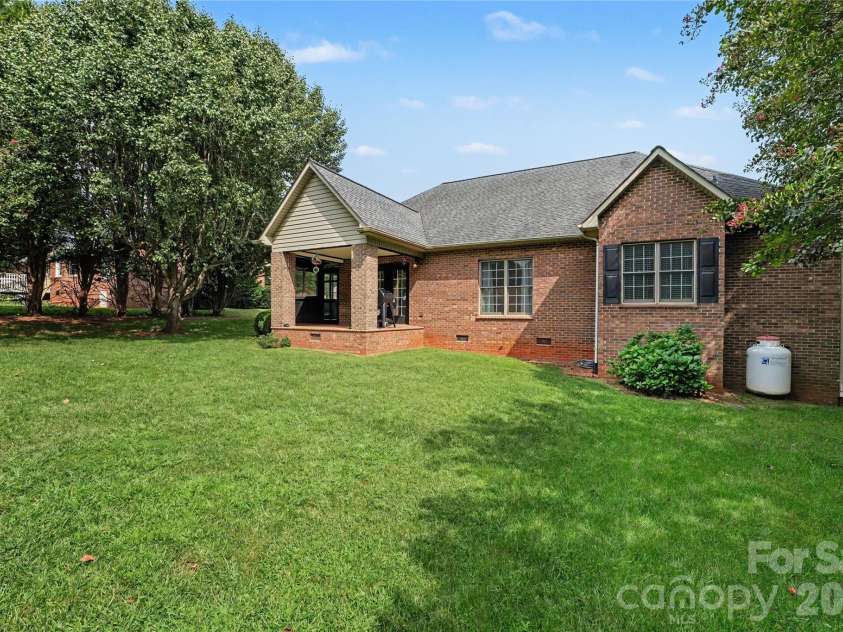 1085 Merrywood Drive, Newton, NC 28658.  MLS# CAR4424263, YatesRealty ID 51358. 