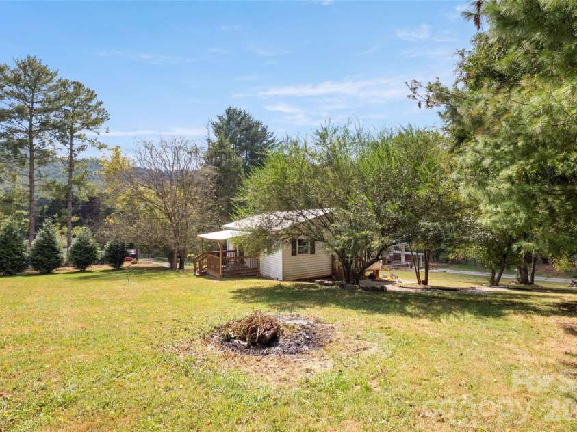 28 Long Cove Road, Candler, NC 28715.  MLS# CAR4425807, YatesRealty ID 51360. 