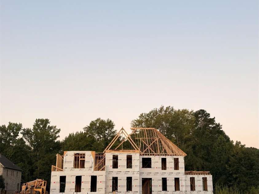 8205 Rolling Fields Road, Mint Hill, NC 28227.  MLS# CAR4425799, YatesRealty ID 51362. 