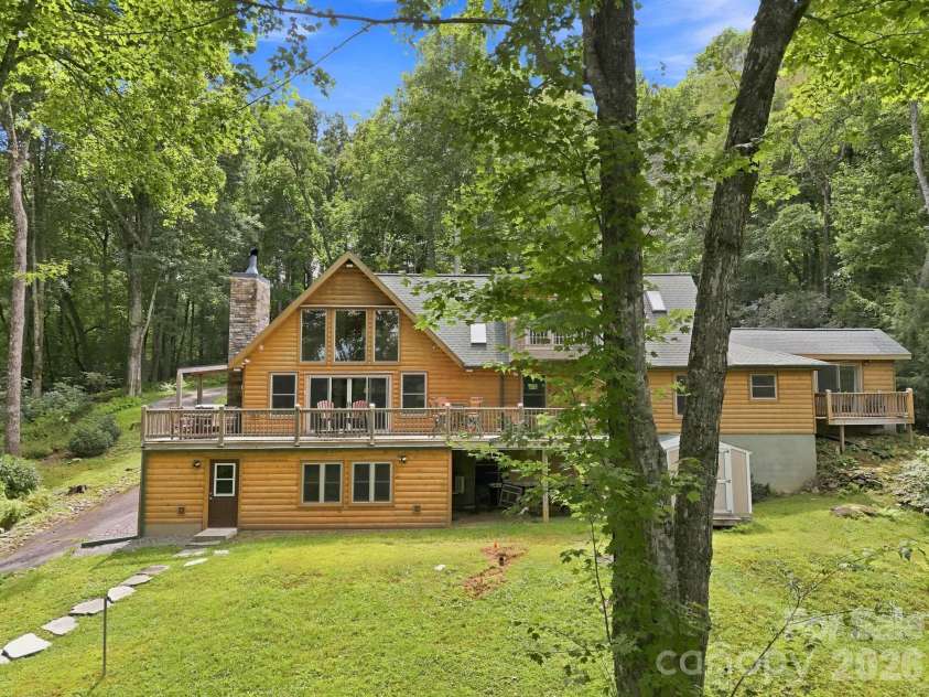 1055 Winter Star Loop, Burnsville, NC 28714.  MLS# CAR4424169, YatesRealty ID 51364. 
