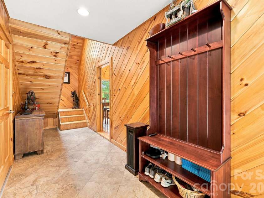 1055 Winter Star Loop, Burnsville, NC 28714.  MLS# CAR4424169, YatesRealty ID 51364. 