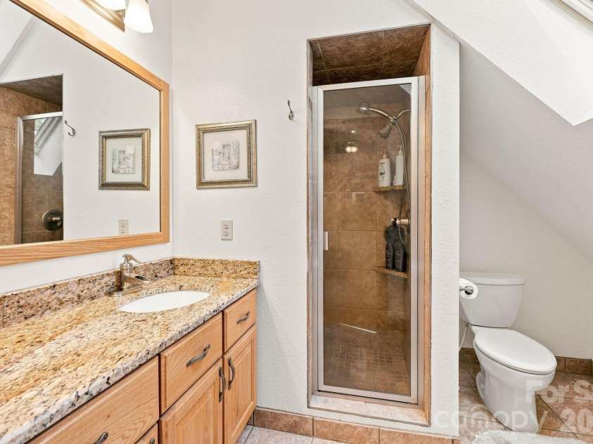 1055 Winter Star Loop, Burnsville, NC 28714.  MLS# CAR4424169, YatesRealty ID 51364. 