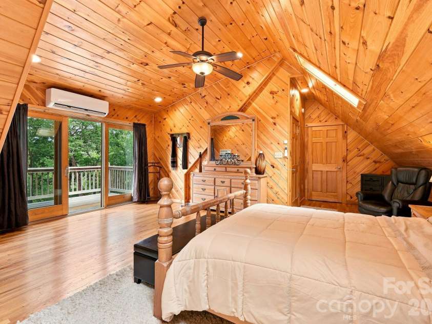1055 Winter Star Loop, Burnsville, NC 28714.  MLS# CAR4424169, YatesRealty ID 51364. 