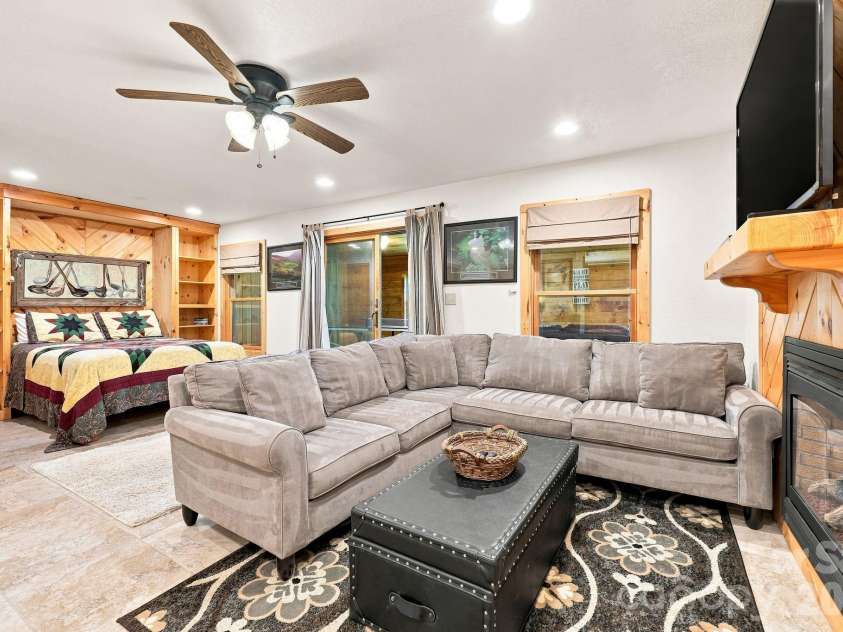 1055 Winter Star Loop, Burnsville, NC 28714.  MLS# CAR4424169, YatesRealty ID 51364. 