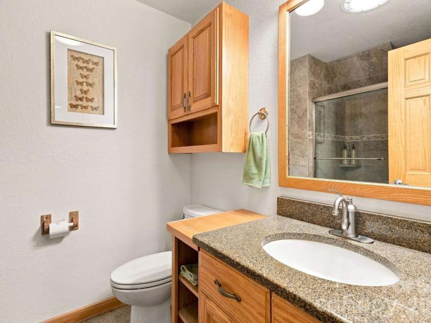 1055 Winter Star Loop, Burnsville, NC 28714.  MLS# CAR4424169, YatesRealty ID 51364. 