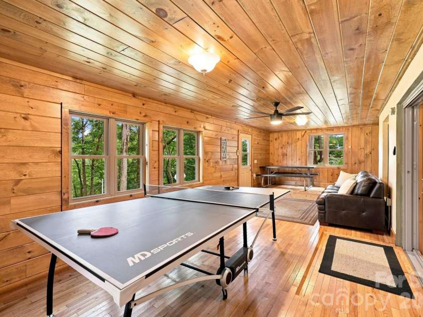 1055 Winter Star Loop, Burnsville, NC 28714.  MLS# CAR4424169, YatesRealty ID 51364. 
