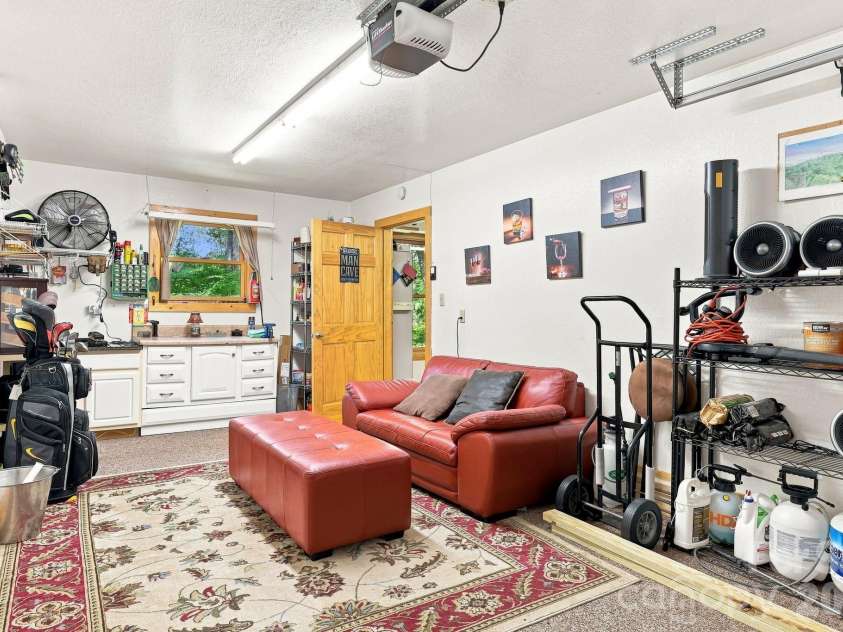 1055 Winter Star Loop, Burnsville, NC 28714.  MLS# CAR4424169, YatesRealty ID 51364. 
