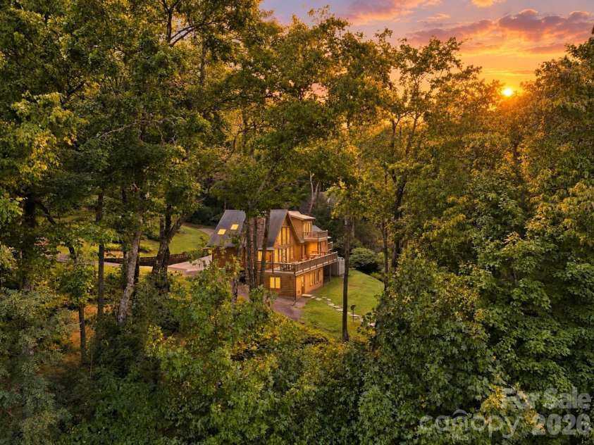 1055 Winter Star Loop, Burnsville, NC 28714.  MLS# CAR4424169, YatesRealty ID 51364. 