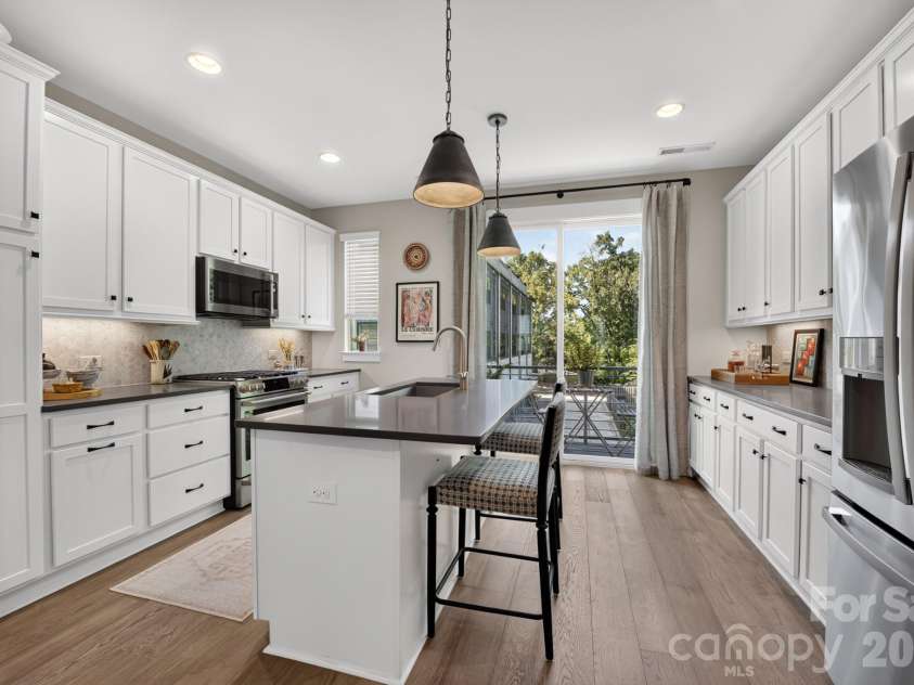 2951 Simpson Drive, Charlotte, NC 28205.  MLS# CAR4424233, YatesRealty ID 51365. 