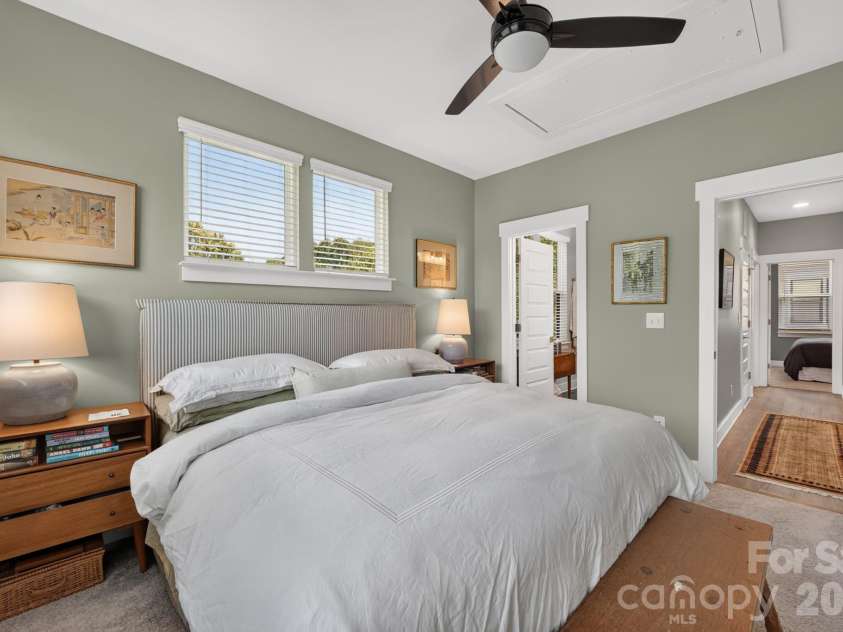 2951 Simpson Drive, Charlotte, NC 28205.  MLS# CAR4424233, YatesRealty ID 51365. 