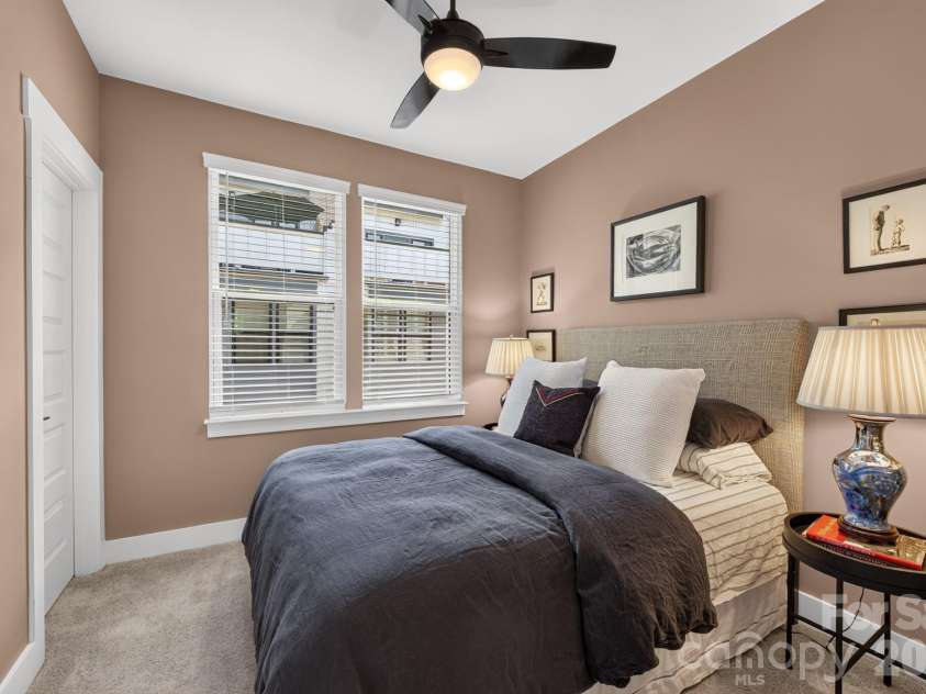 2951 Simpson Drive, Charlotte, NC 28205.  MLS# CAR4424233, YatesRealty ID 51365. 