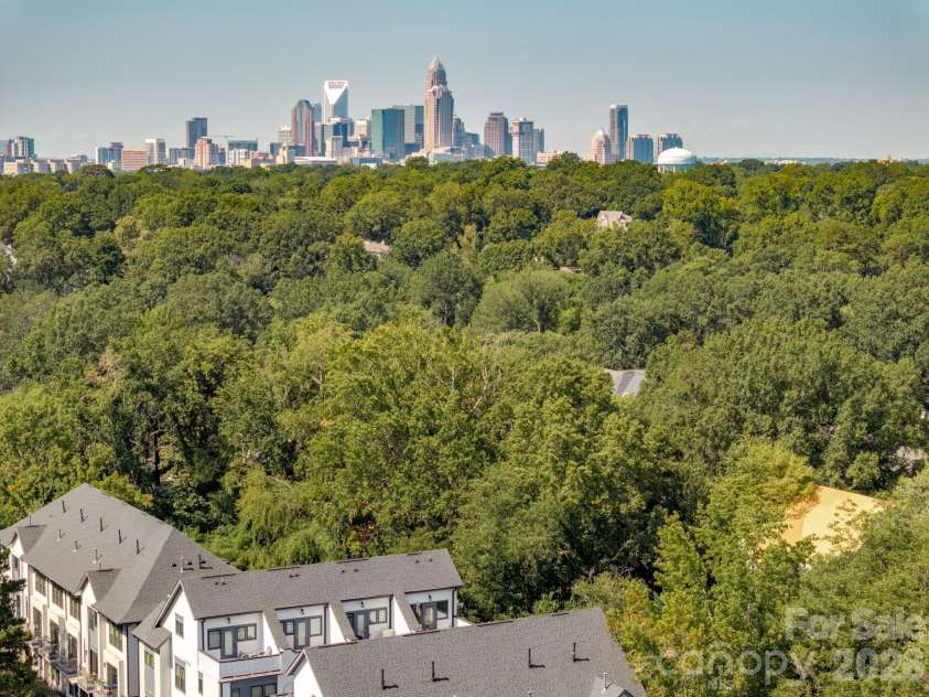 2951 Simpson Drive, Charlotte, NC 28205.  MLS# CAR4424233, YatesRealty ID 51365. 