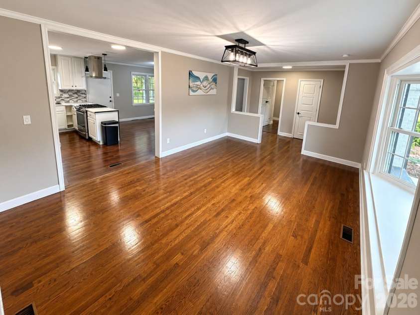 1321 Jenkins Road, Gastonia, NC 28052.  MLS# CAR4425721, YatesRealty ID 51366. 
