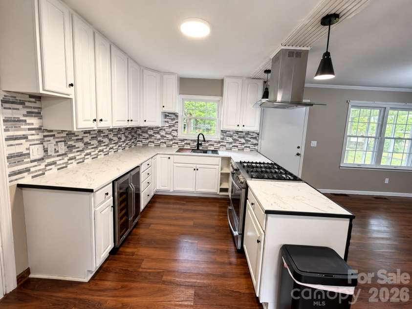 1321 Jenkins Road, Gastonia, NC 28052.  MLS# CAR4425721, YatesRealty ID 51366. 
